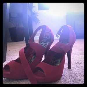 Joey Red Pumps